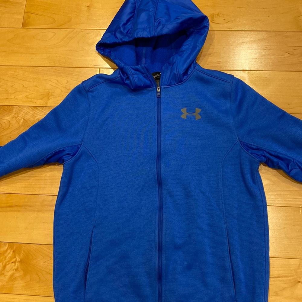 Under Armour bright blue full-zip, hooded sweatshirt. Fleece inside. Sz L